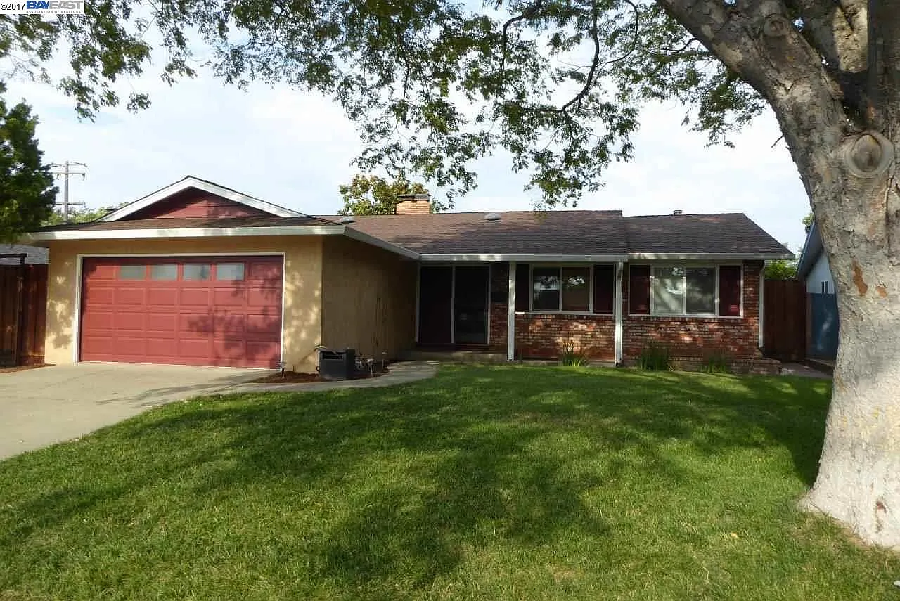 1434 Roselli Dr photo 1