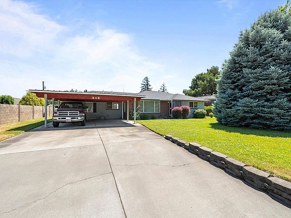 3rd image of 816 N Ely Pl