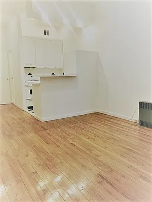 Rented by Zumper Inc | media 12