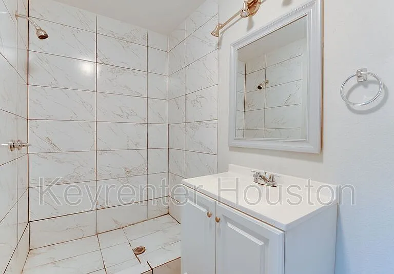 7601 Springdale St — Photo 21