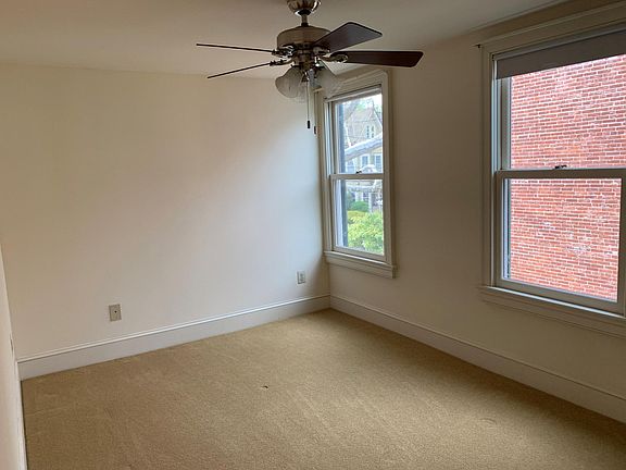 Upstairs bedroom.