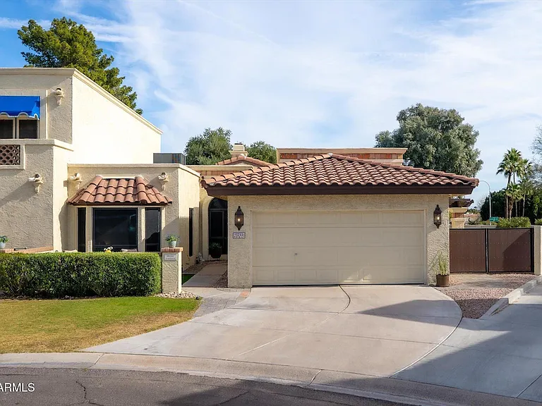 9211 S 47th Pl — Photo 11