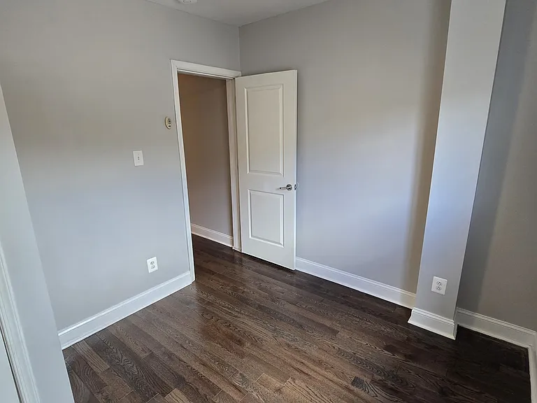 2432 S Hutchinson St — Photo 25