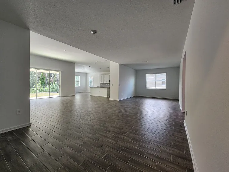 6278 Lakepine St — Photo 5