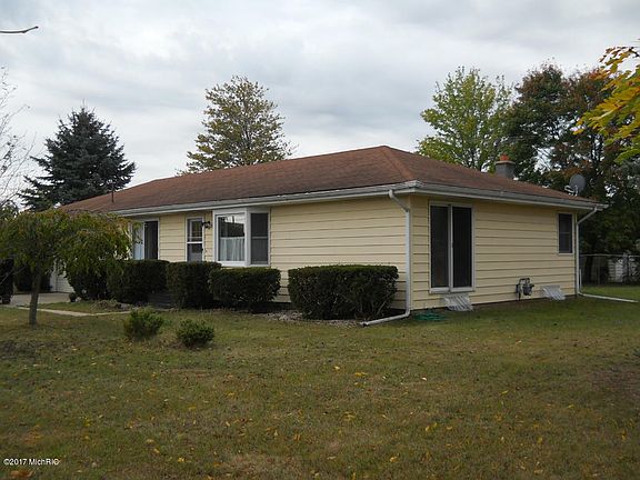 2nd image of 12485 Lincoln Lake Ave