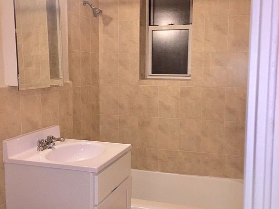 4th image of 143-06 Barclay Ave #1C