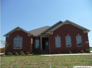 124 Lexie Ln, Meridianville, AL 35759