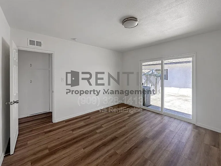 7205 Osbun Rd — Photo 14