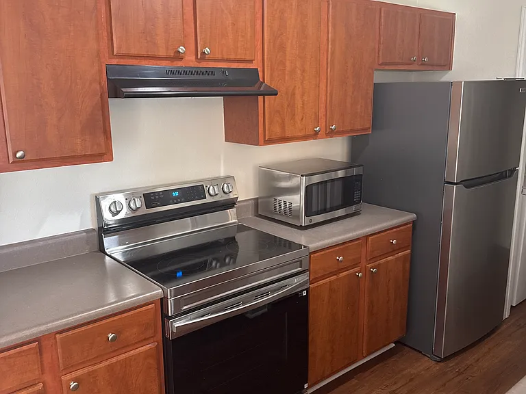 100 Vista Lake Dr #307 — Photo 6