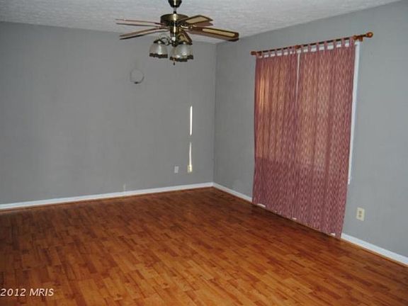 4th image of 36634 Joan Dr