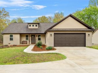 838 Conneross Rd, Townville, SC 29689