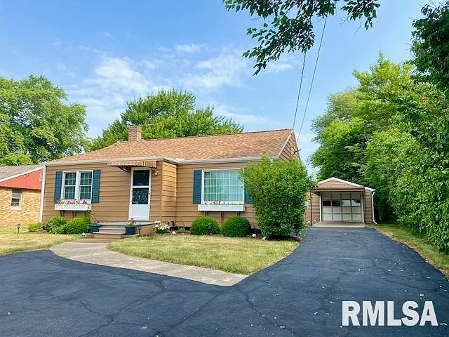 2381 N State Route 8, Yates City, IL 61529 | Zillow