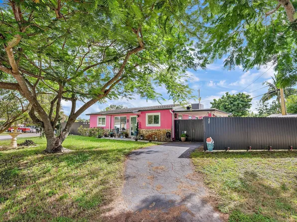 960 Tripp Drive, West Palm Beach, FL 33413