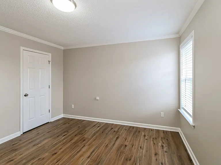 8084 Conridge Dr — Photo 14