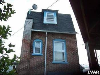 2nd image of 546 Park St