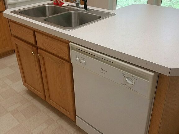 862 Vintage Dr Elkton OR