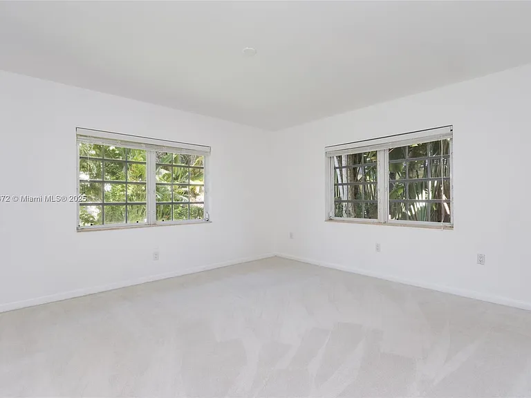 60 Park Dr #C — Photo 11