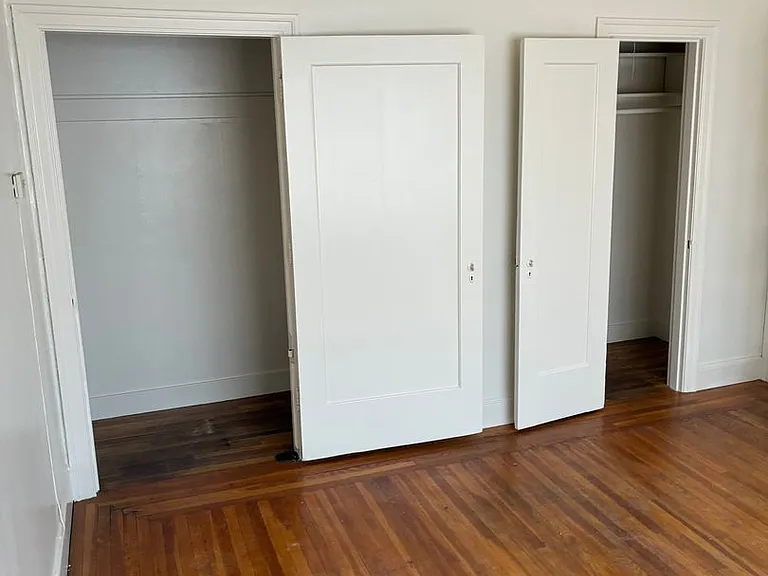 1806 Walnut St #8 — Photo 6