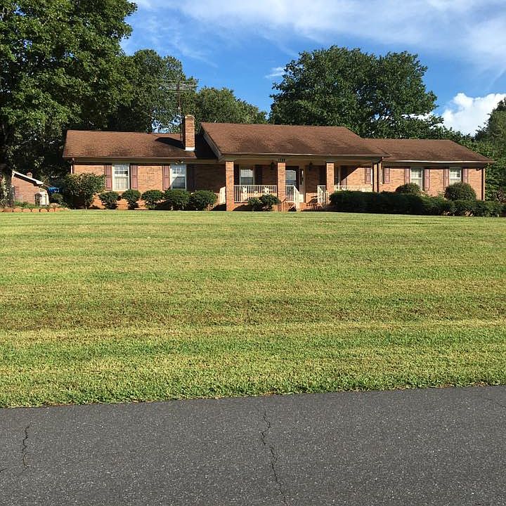 1st image of 1588 Arden Dr