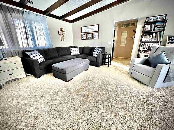4th image of 601 Morningside Dr