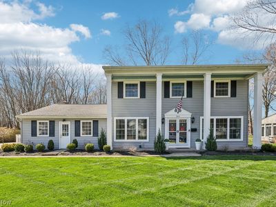 264 Woodstock Dr, Avon Lake, OH, 44012