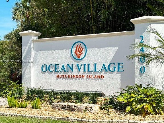 2nd image of 1024 Windward Dr #3206