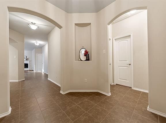 4th image of 2408 Michelle Creek Dr
