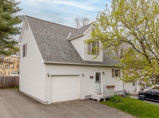 44 Acorn Street, Hartford, VT 05001