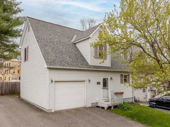 44 Acorn Street, Hartford, VT 05001