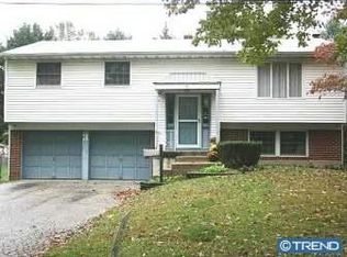 3 Arrowhead Dr, Marlton, NJ 08053