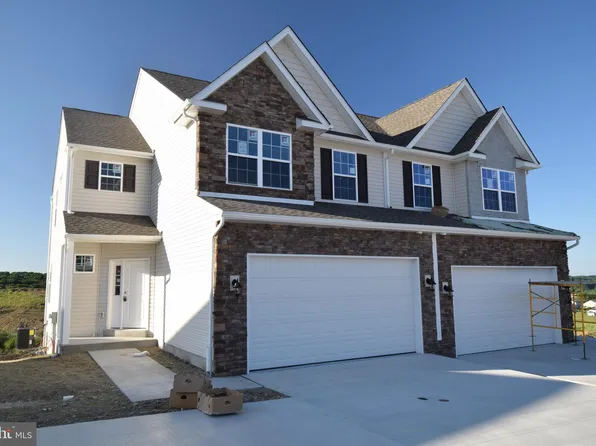 219 Sunglo Dr Lot 136, Leesport, PA 19533