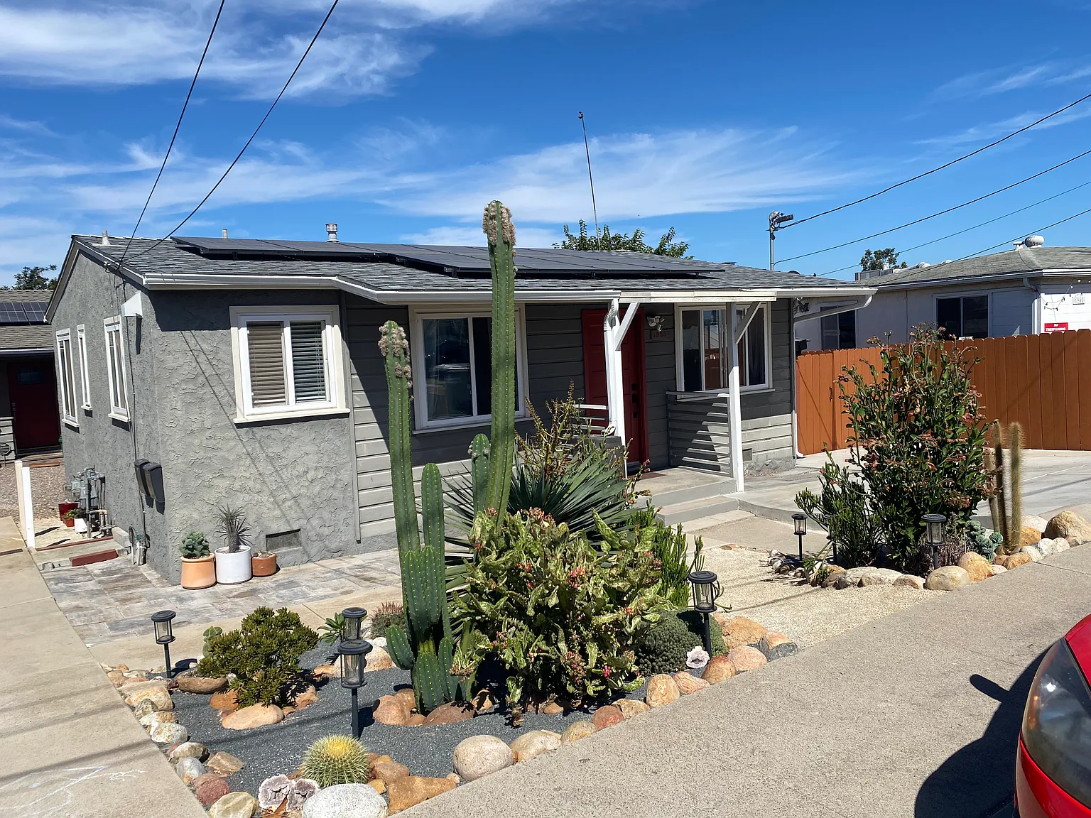 2 bed, 750 sqft, $3,000 — Photo 3