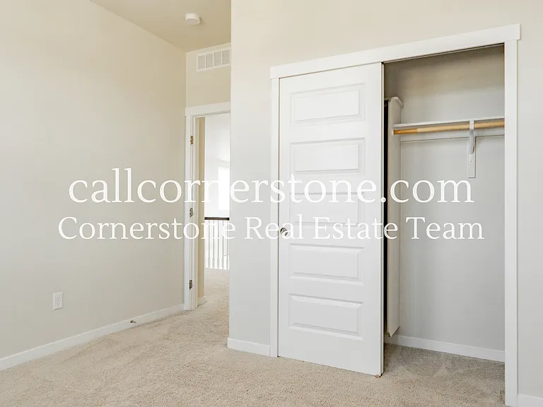 10120 Kentwood Dr — Photo 23
