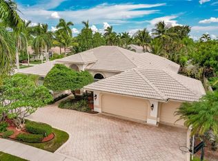 10824 NW 2nd St, Plantation, FL 33324