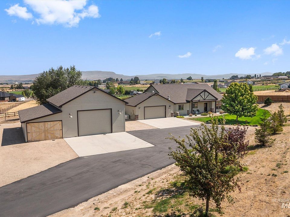 1st image of 3902 Vista Ridge Ln