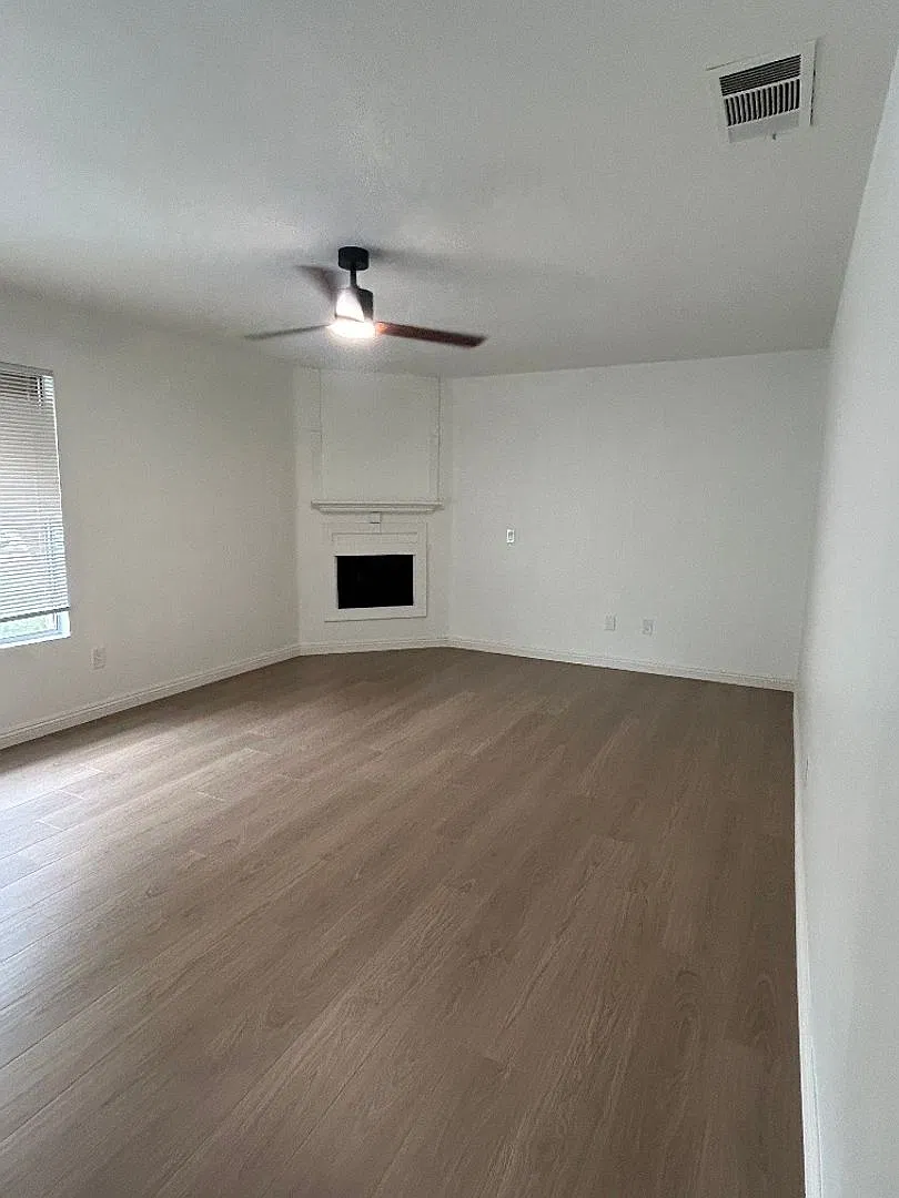 Extremely Spacious Remodeled 1 bedroom Condo for Rent near UCR — Photo 3