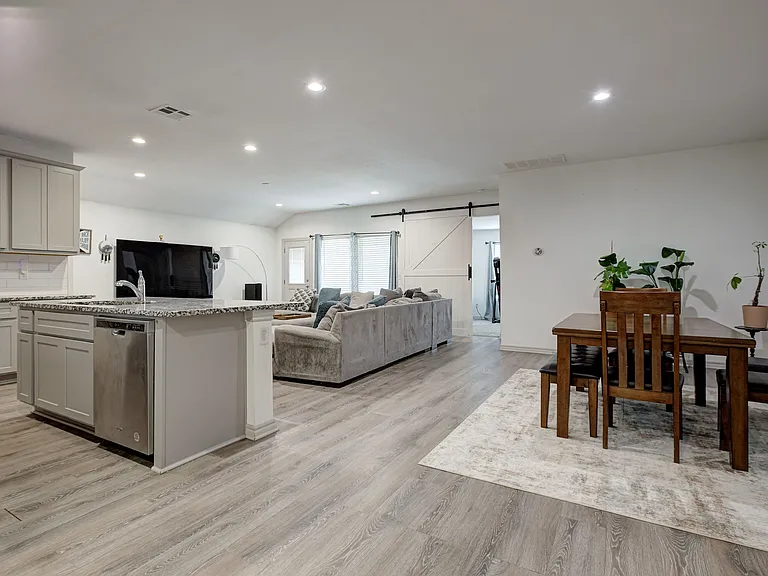 14701 Travertine Falls Ln — Photo 9