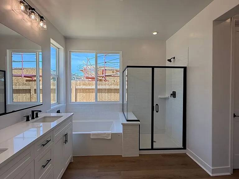 156 Coiner St — Photo 24
