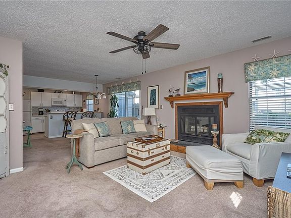 3rd image of 2323 Cretan Ct