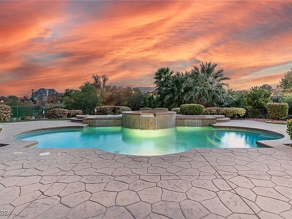 3rd image of 9621 Verlaine Ct