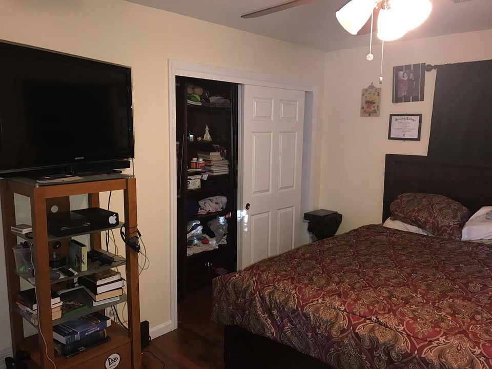 2nd image of 1214 Dill Ave