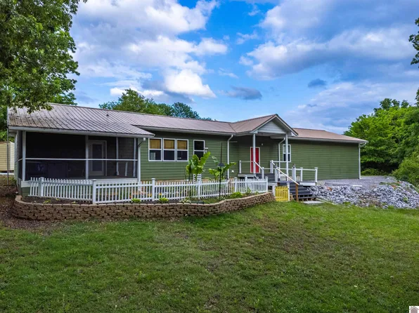 267 Woodland Dr, Benton, KY 42025