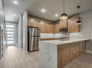 611 W 2nd St #B10, Edmond, OK 73003