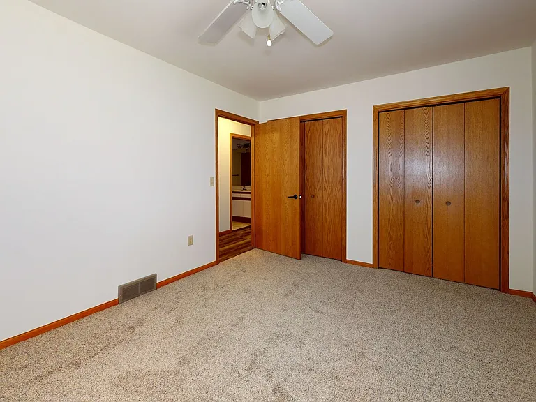 Glenn Place Apartments — Photo 5
