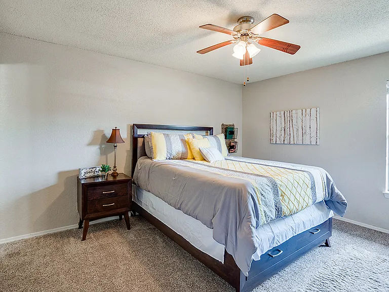 Two Bedroom A - 2 Bed / 2 Bath - 950 Sq.Ft.