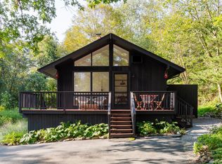 112 Sherow Rd, Pleasant Valley, NY 12569