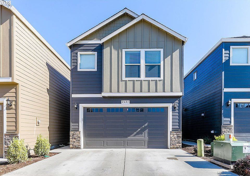 1st image of 2621 NE 130th Ct