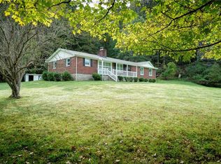 88 Kellys Creek Rd, Hurricane, WV 25526