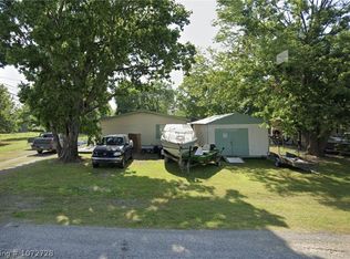 107 NE 2nd St, Red Oak, OK 74563