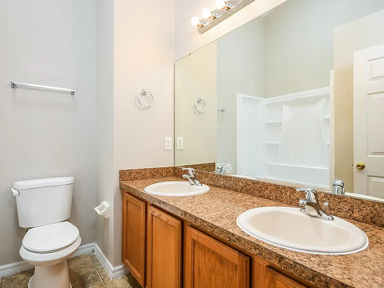1167 Sophia Blvd — Photo 15